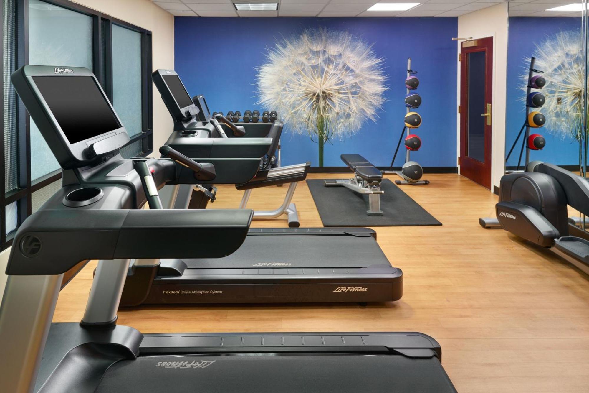 Springhill Suites Charlotte University Research Park Extérieur photo