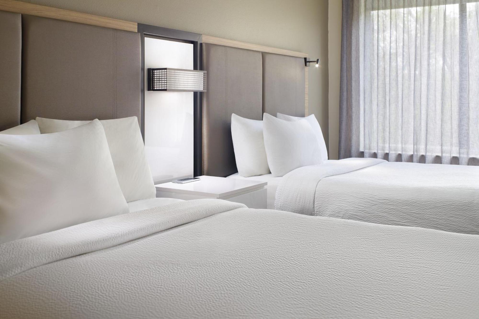 Springhill Suites Charlotte University Research Park Extérieur photo