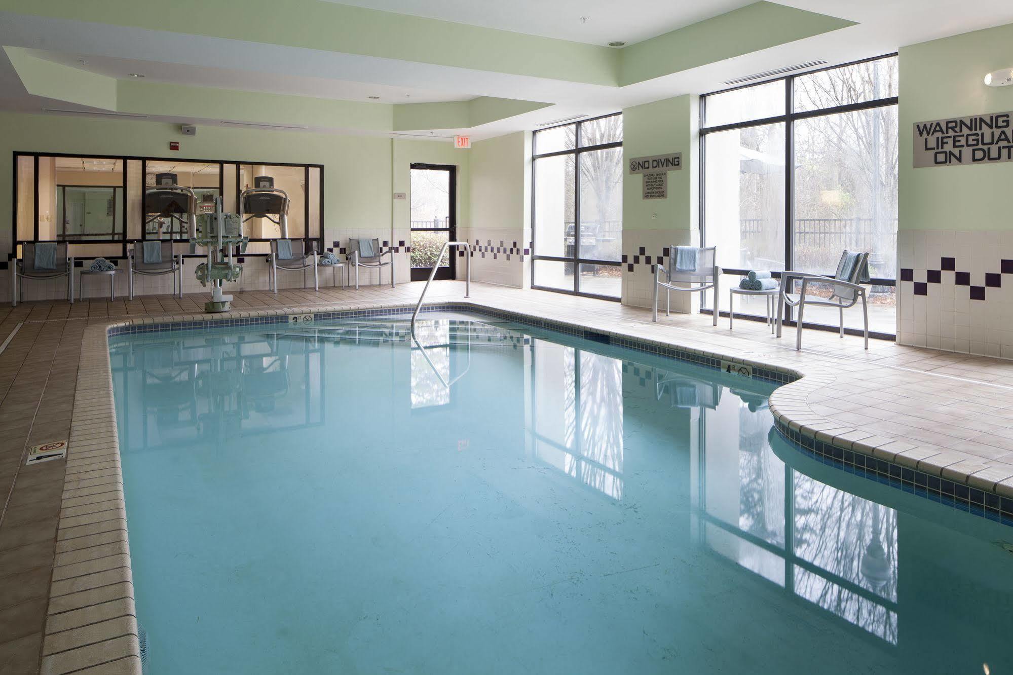 Springhill Suites Charlotte University Research Park Extérieur photo